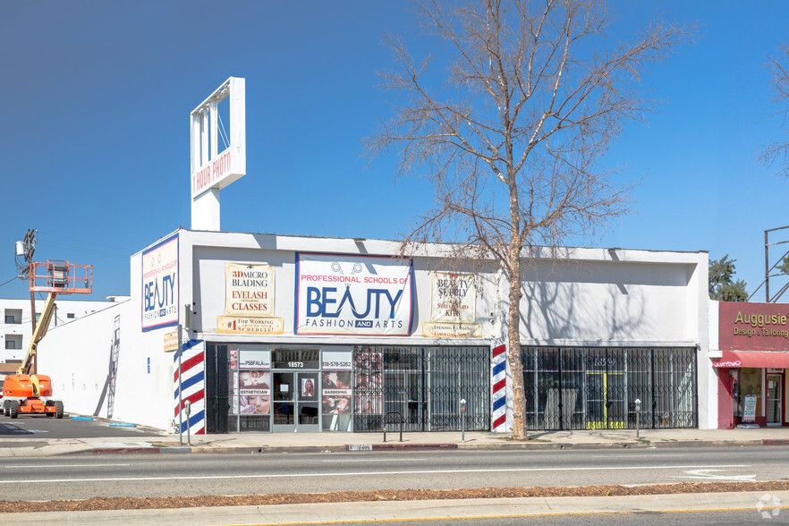 18567-18573 Sherman Way, Reseda, CA for lease - Primary Photo - Image 2 of 5