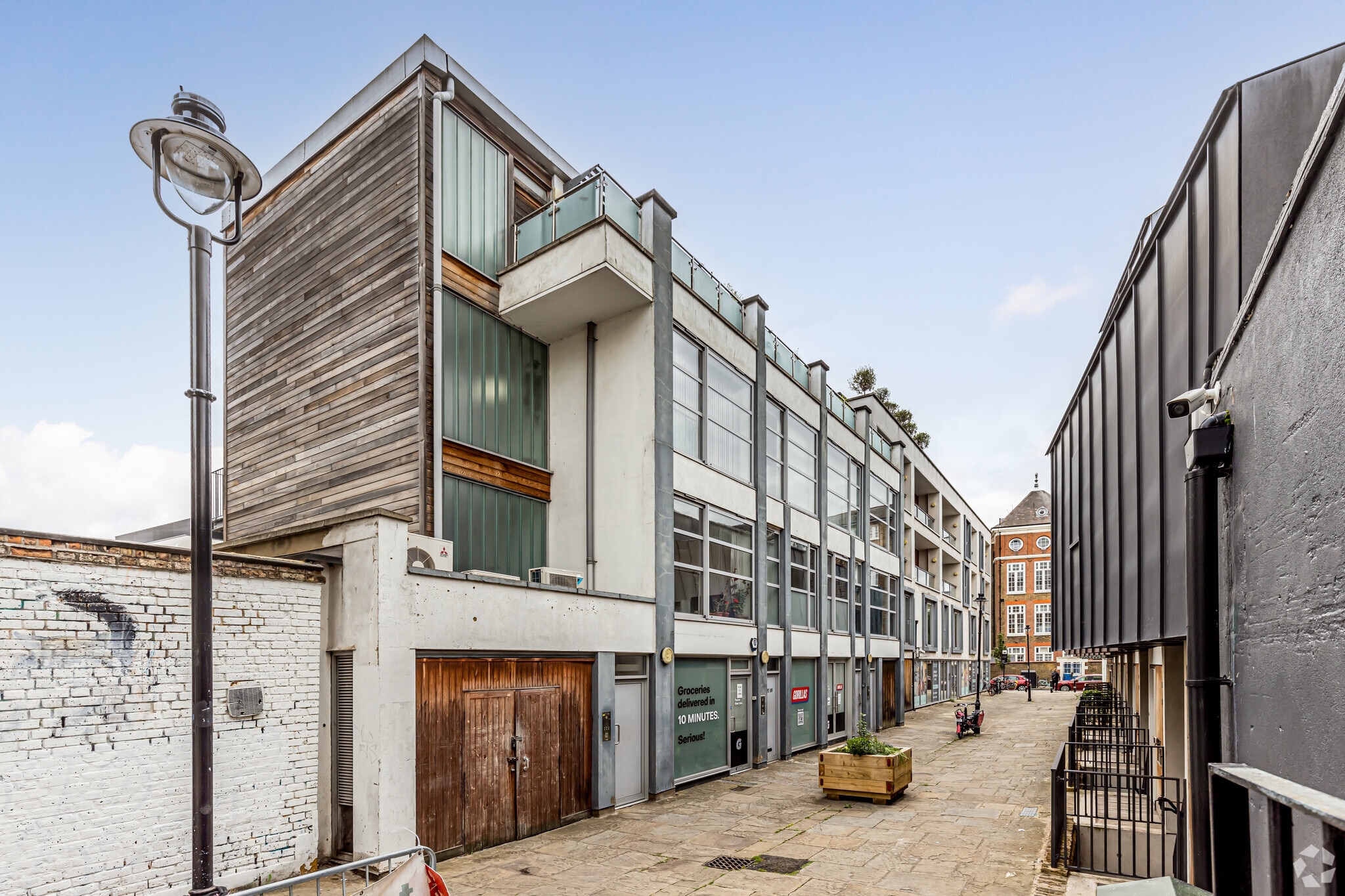 8-12 Godson St, London for lease Primary Photo- Image 1 of 7