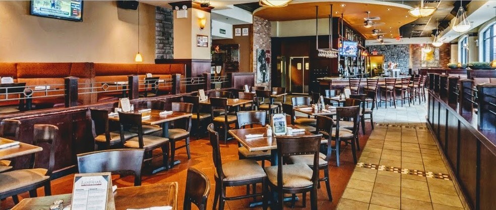 158 W Gay St, West Chester, PA à louer - Photo du bâtiment - Image 2 de 5