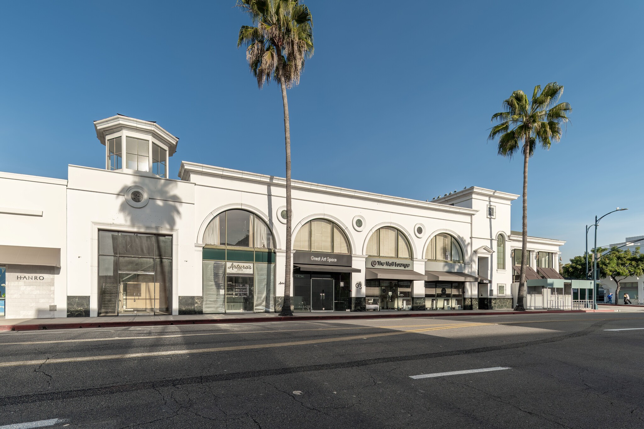 9455-9469 Santa Monica Blvd, Beverly Hills, CA à louer Photo du bâtiment- Image 1 de 13