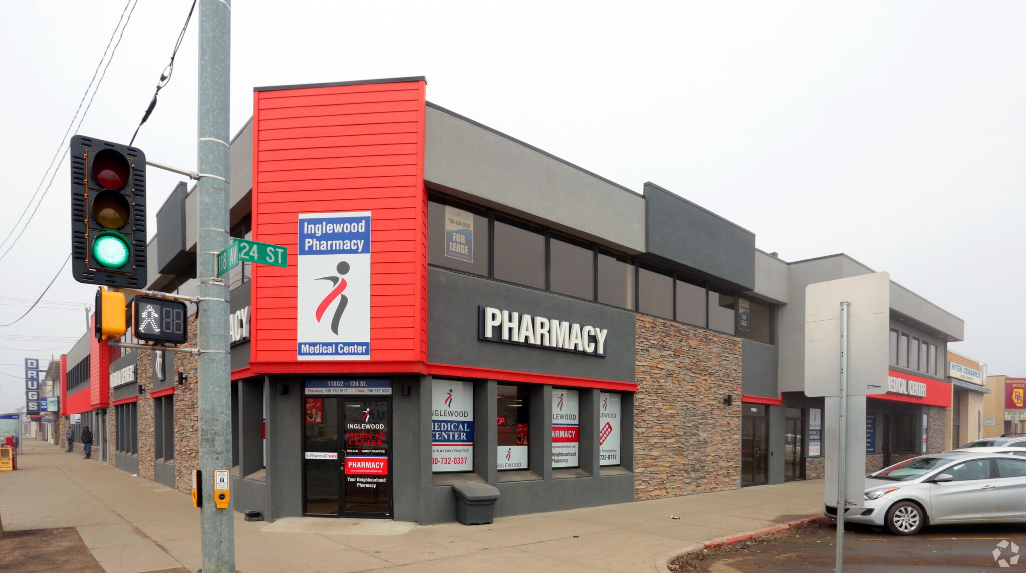 11802 124th St NW, Edmonton, AB for sale Primary Photo- Image 1 of 1