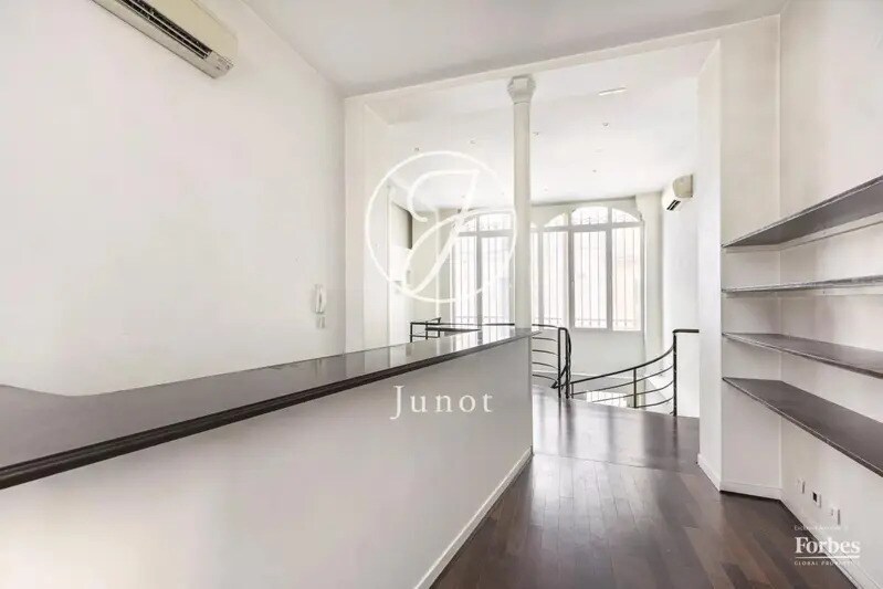 Office in Paris for sale - Building Photo - Image 2 of 15