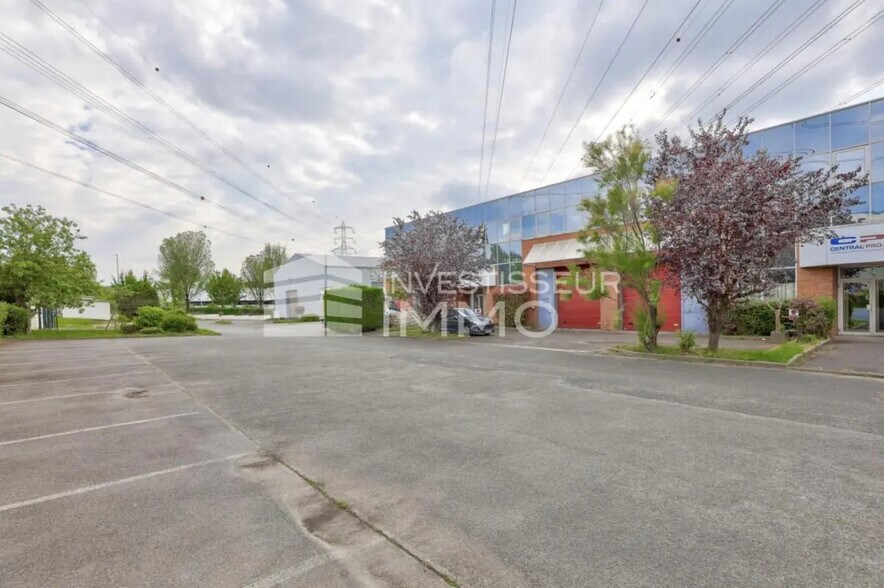 Flex in Massy for lease - Building Photo - Image 3 of 16
