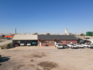 Plus de détails pour 1732 E Hicks Field Rd, Fort Worth, TX - Industriel à louer