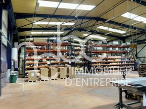 Flex in Montanay for lease Interior Photo- Image 2 of 6