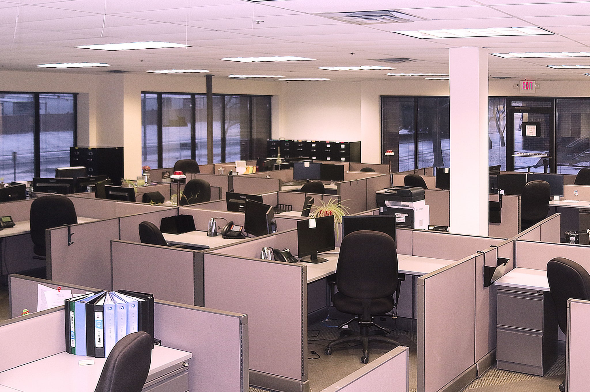 1301 Corporate Center Dr, Eagan, MN for lease Building Photo- Image 1 of 6