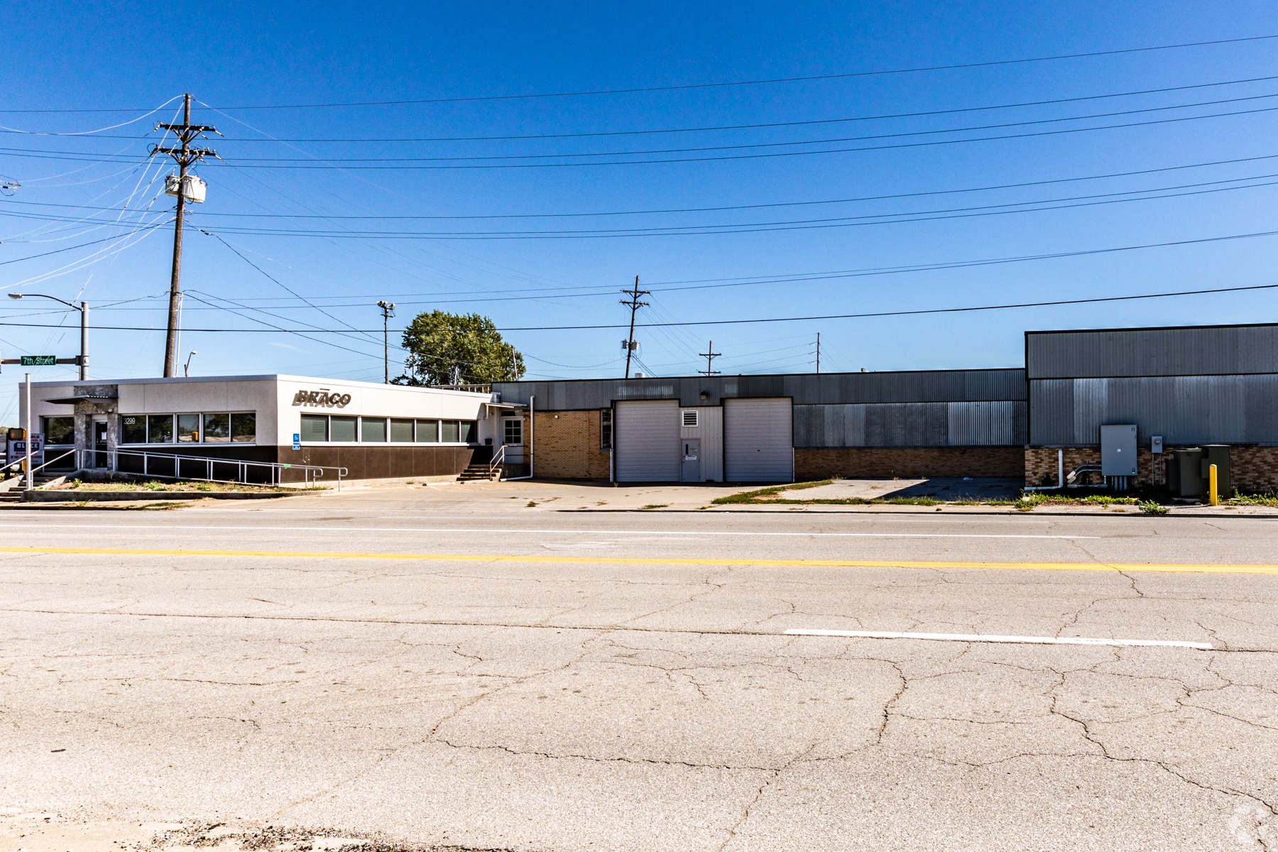 3299 N 7th St Tfwy, Kansas City, KS for sale Building Photo- Image 1 of 18