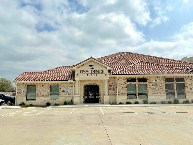 800 N Plano Rd, Richardson, TX for lease - Building Photo - Image 2 of 2