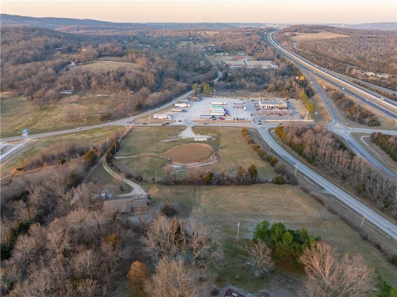 Wilson St, Fayetteville, AR for sale - Building Photo - Image 3 of 13