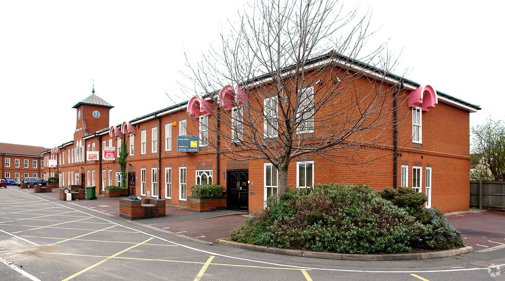 Peppercorn Clos, Peterborough à louer - Photo du bâtiment - Image 1 de 8