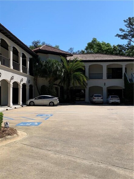 5500 Frederica Rd, Saint Simons Island, GA à louer - Photo du bâtiment - Image 2 de 20