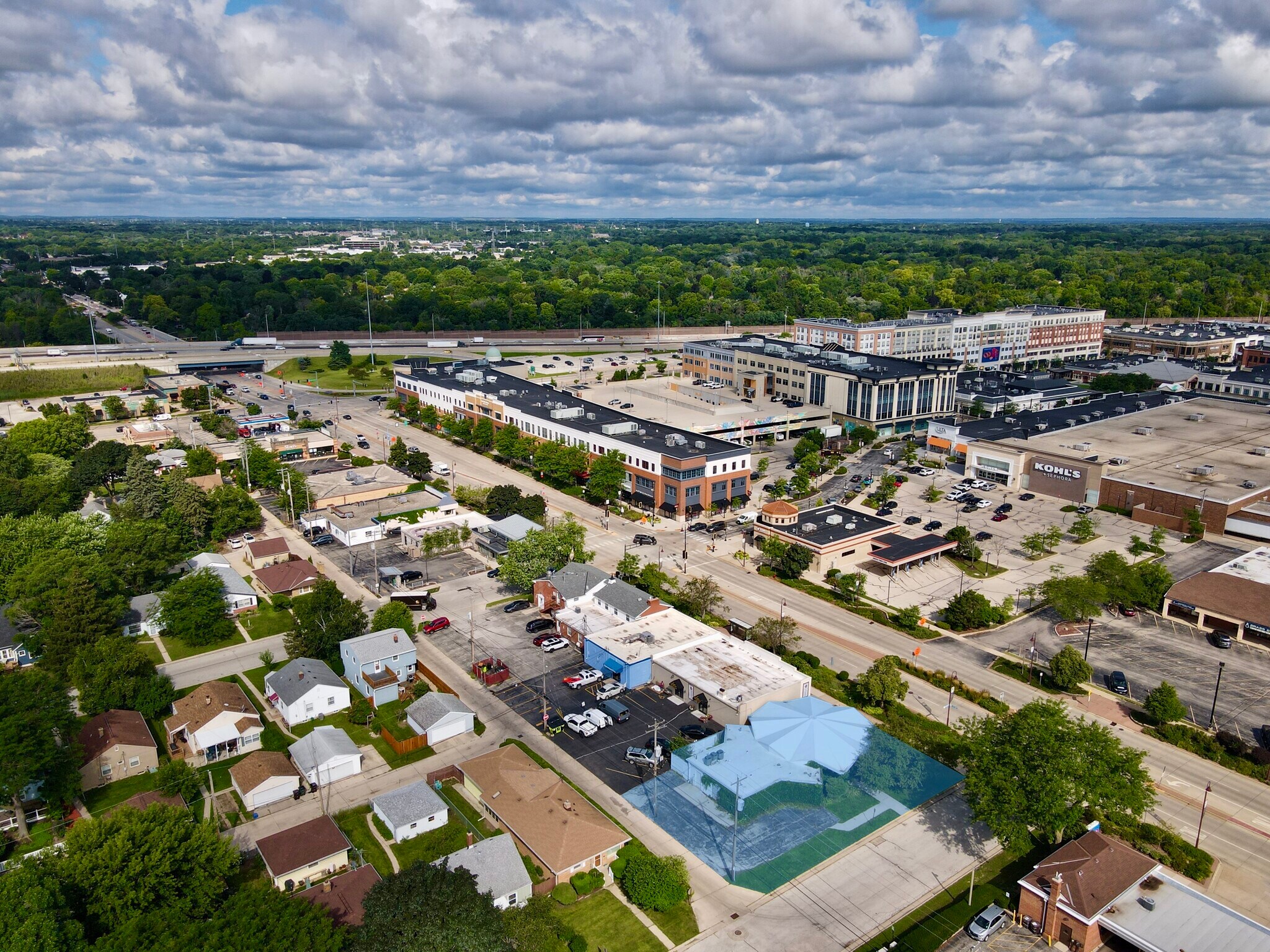 305 W Silver Spring Dr, Glendale, WI à vendre Photo du bâtiment- Image 1 de 14