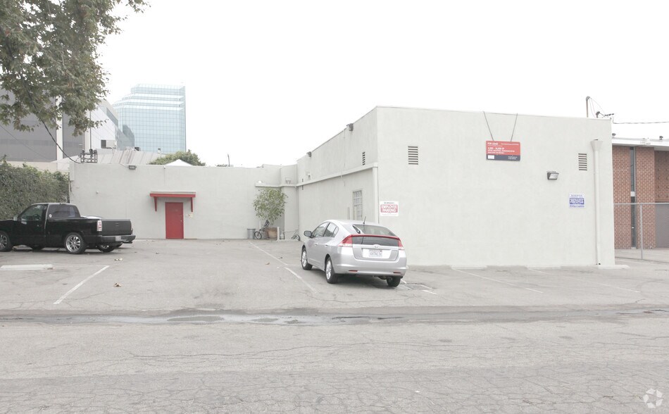 2236-2238 Federal Ave, Los Angeles, CA à vendre - Photo principale - Image 1 de 4