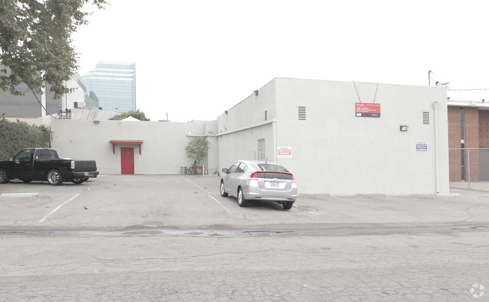 2236-2238 Federal Ave, Los Angeles, CA for sale - Primary Photo - Image 1 of 4