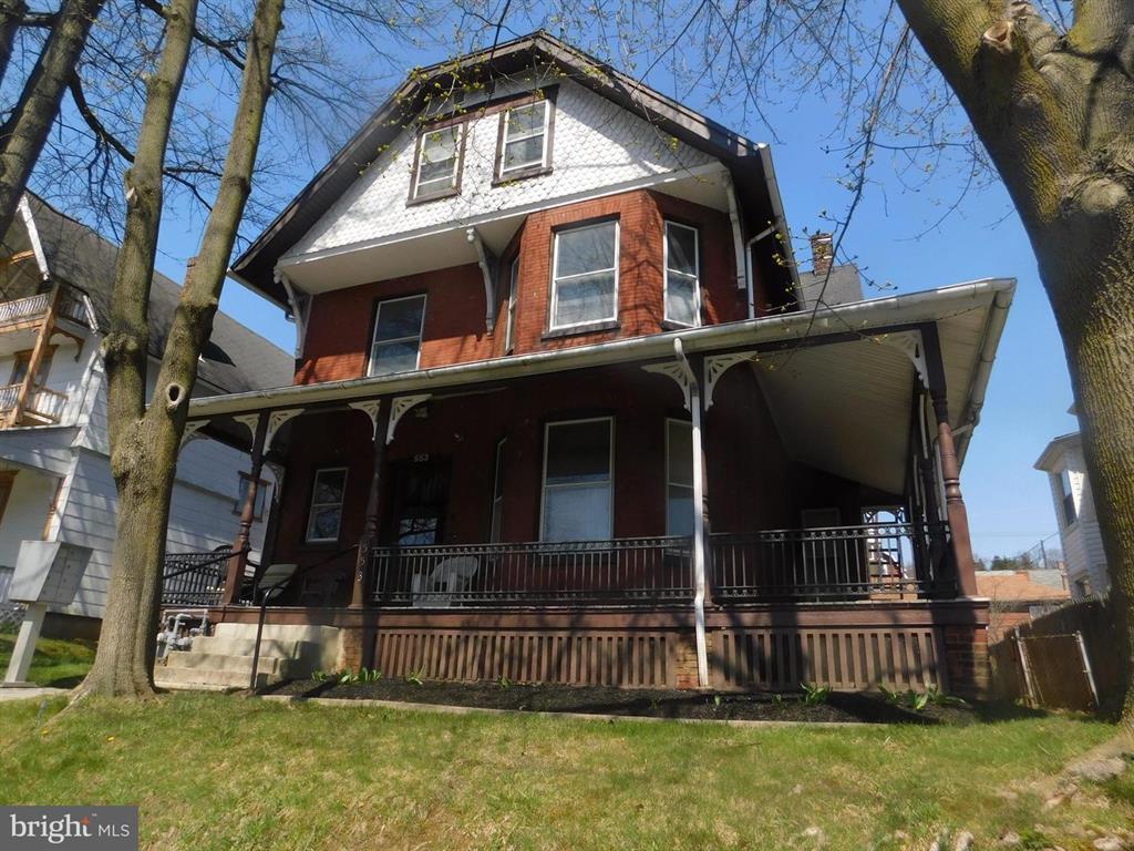 553 E Chestnut St, Coatesville, PA à vendre Photo principale- Image 1 de 2
