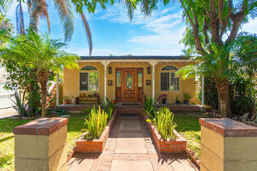1562 W 31st St, Long Beach, CA à vendre - Photo principale - Image 1 de 26