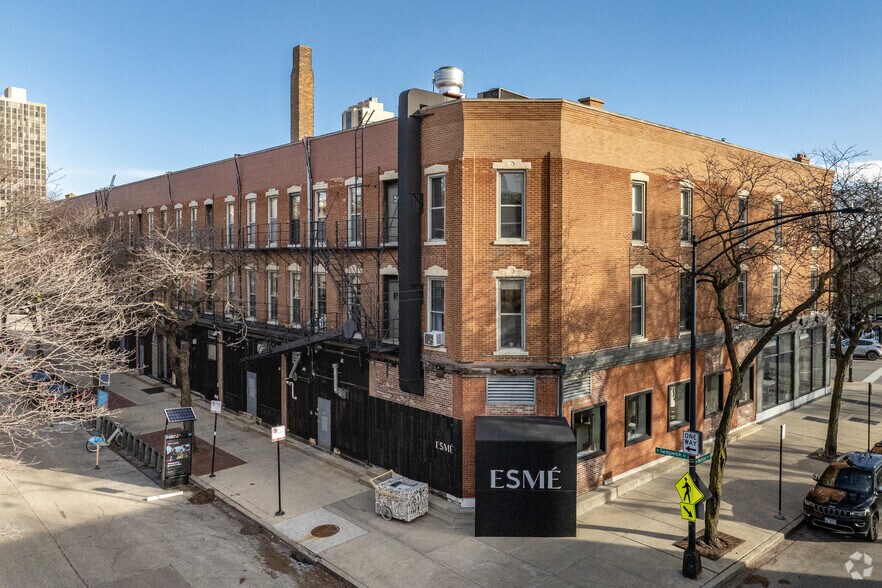 2200-2224 N Clark St, Chicago, IL à louer - Photo du bâtiment - Image 2 de 6