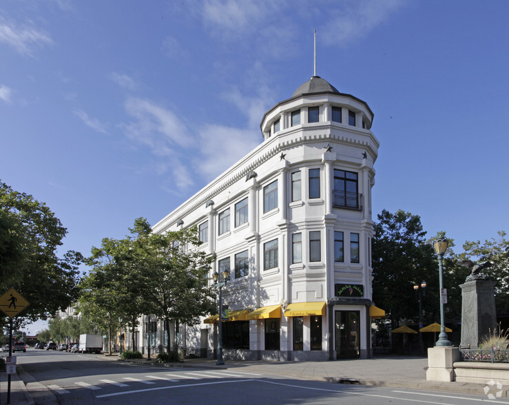 1538 Pacific Ave, Santa Cruz, CA à louer - Photo du bâtiment - Image 1 de 3