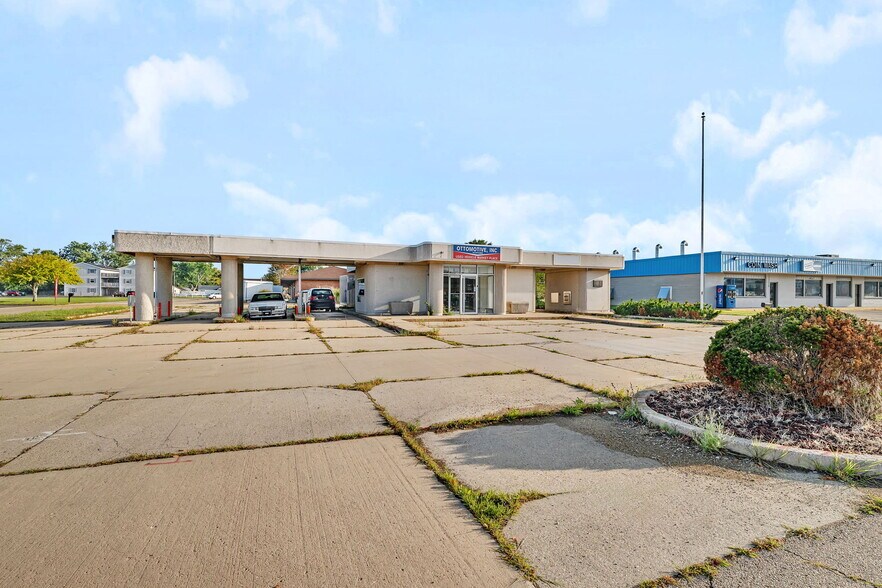 24 Danny's Dr, Streator, IL à vendre - Photo du bâtiment - Image 3 de 21