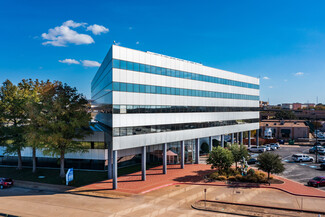 More details for 2501 Parkview Dr, Fort Worth, TX - Office, Retail for Lease