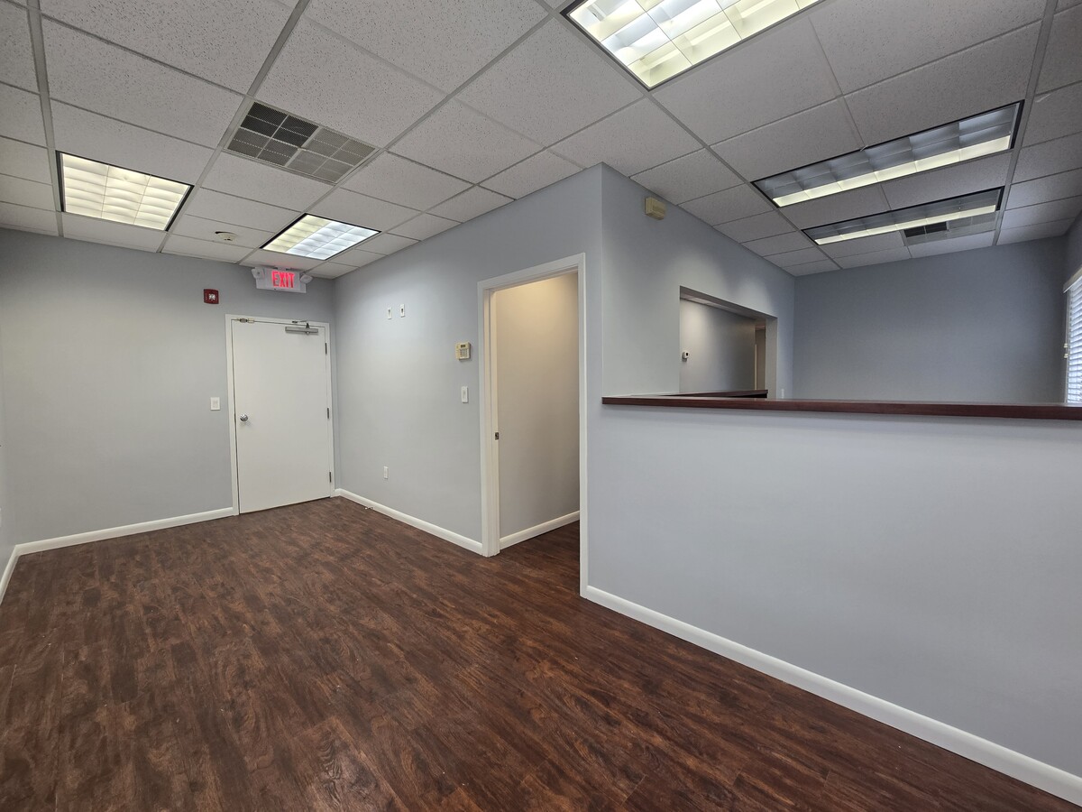 359 Centre St, Nutley, NJ 07110 - Unit C101 - - Interior Photo - Image 1 of 11