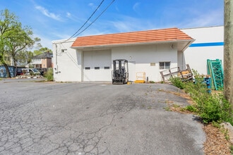 449 N Cameron St, Winchester, VA à louer Photo intérieure- Image 2 de 18