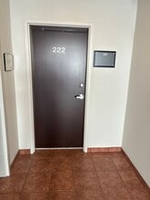5300-5350 W Hillsboro Blvd, Coconut Creek, FL for lease Interior Photo- Image 2 of 7