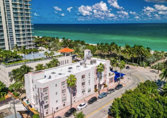 7300 Ocean Ter, Miami Beach, FL à vendre - Aérien - Image 1 de 14