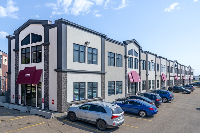 Plus de détails pour 5657-5677 99 St NW, Edmonton, AB - Bureau à vendre