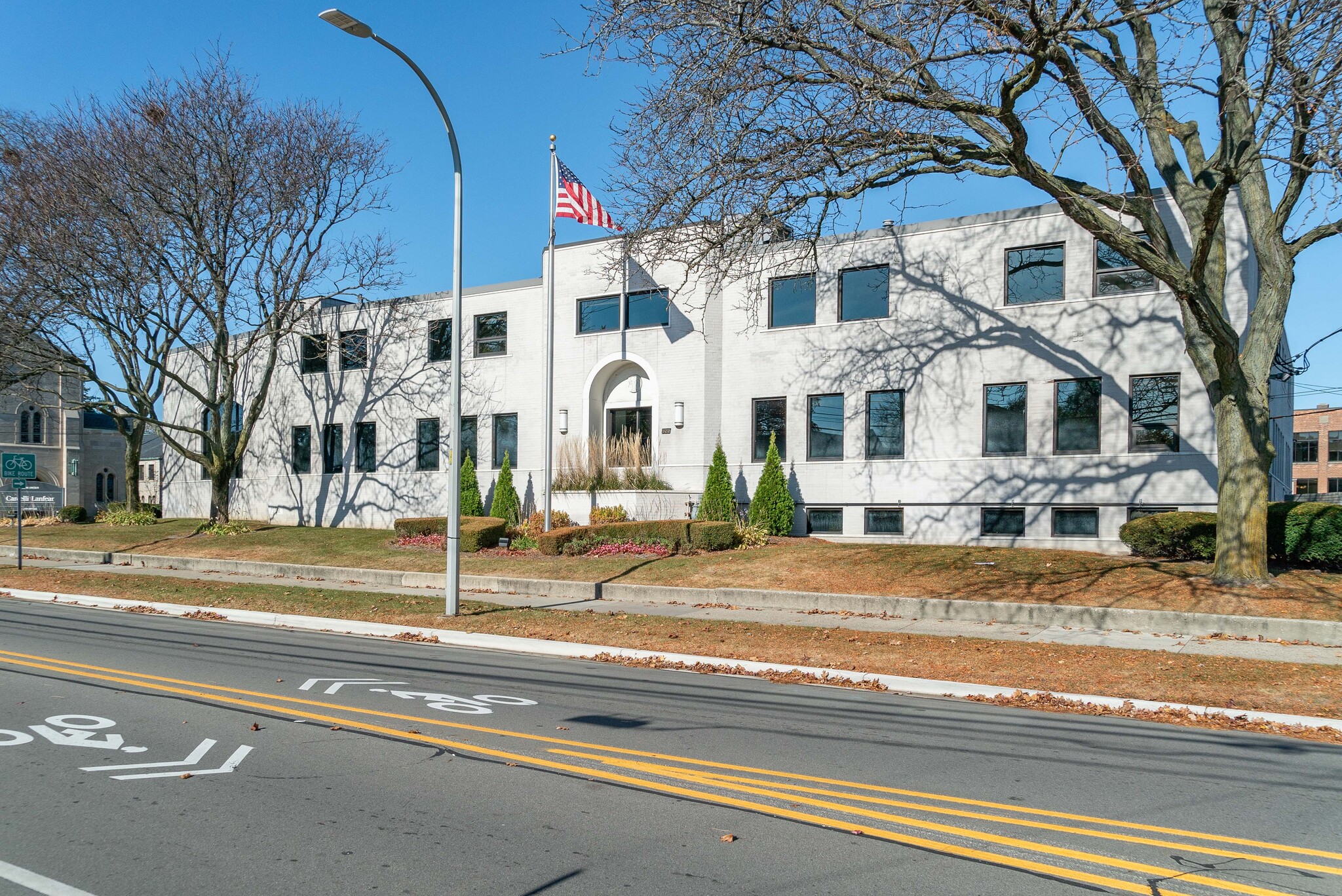 322 W Lincoln Ave, Royal Oak, MI for lease Building Photo- Image 1 of 17