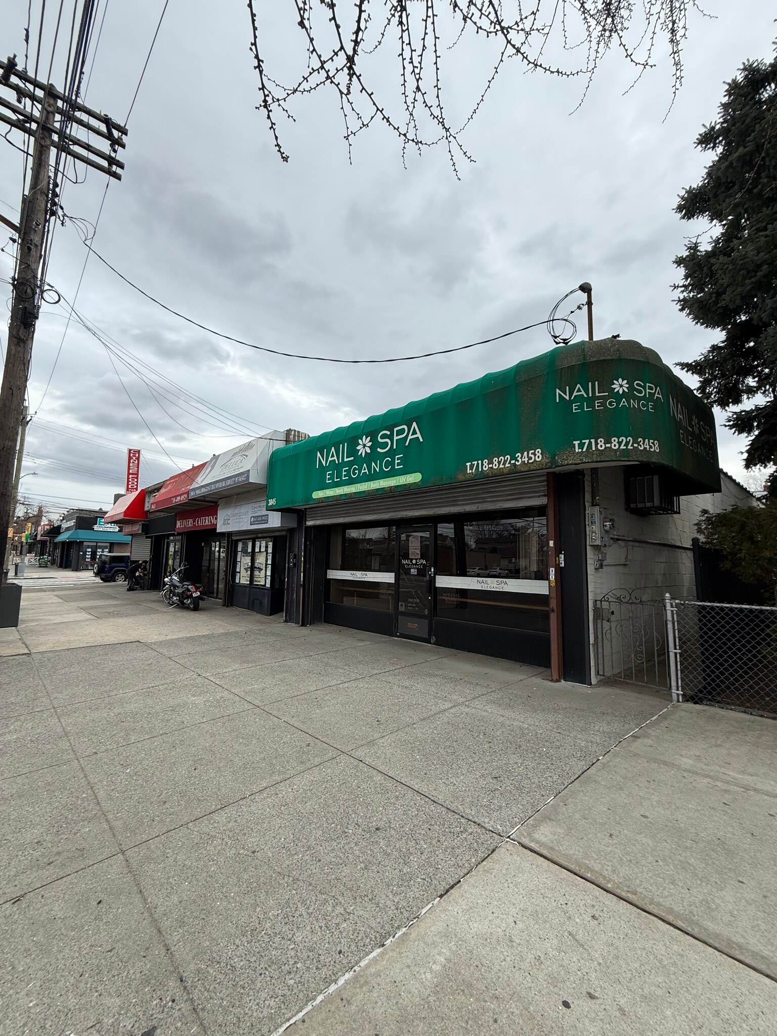 3845 E Tremont Ave, Bronx, NY for lease Primary Photo- Image 1 of 5