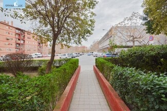 Plus de détails pour Plaza Poeta Garcilaso de la Vega, 6, Granada - Commerce de détail à vendre