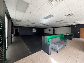 5100 Eldorado Pky, McKinney, TX for lease Interior Photo- Image 1 of 1