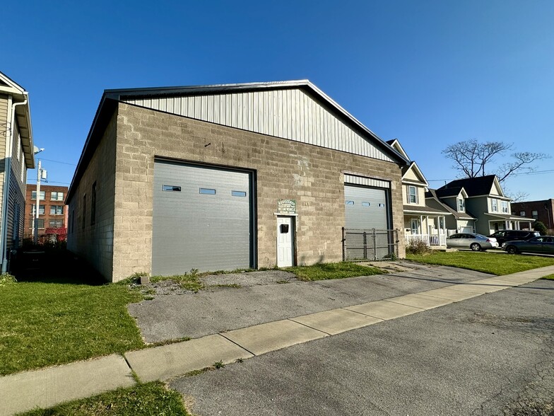 249 Hickory St, Buffalo, NY à vendre - Photo du b timent - Image 1 de 10