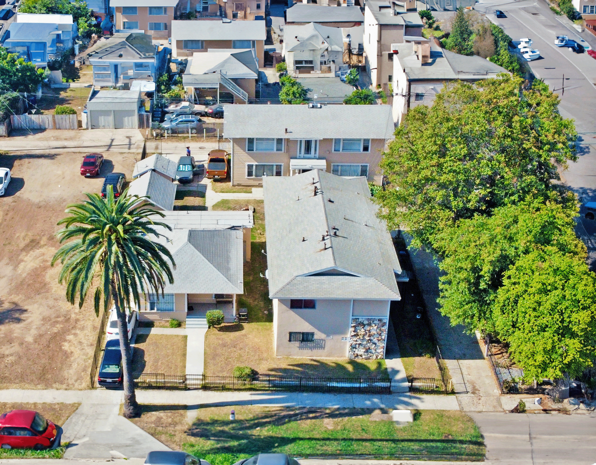 1127-1135 Olive, Long Beach, CA à vendre Photo du bâtiment- Image 1 de 1