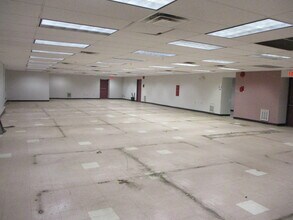19 Rogers Ave, Brooklyn, NY for lease Interior Photo- Image 2 of 18
