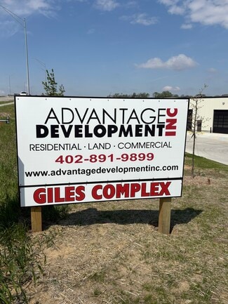 Plus de détails pour 18320 Giles Rd, Omaha, NE - Industriel à louer