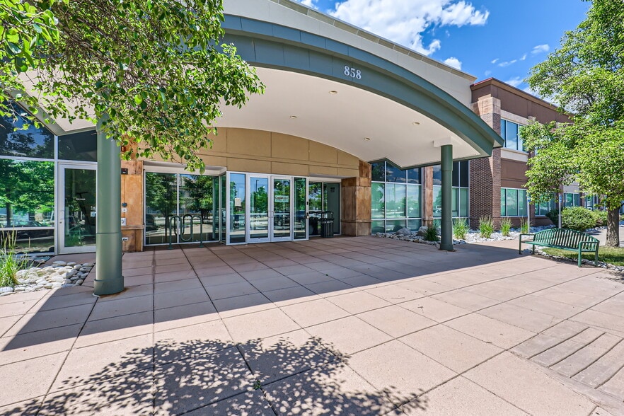 858 Coal Creek Cir, Louisville, CO à vendre - Photo du bâtiment - Image 2 de 15