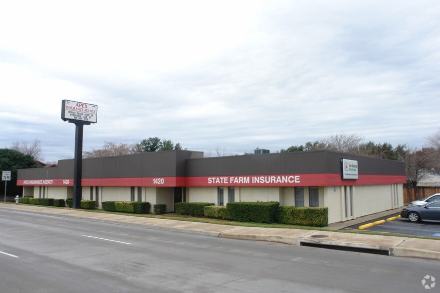 1420 N Cooper St, Arlington, TX for lease - Building Photo - Image 3 of 12
