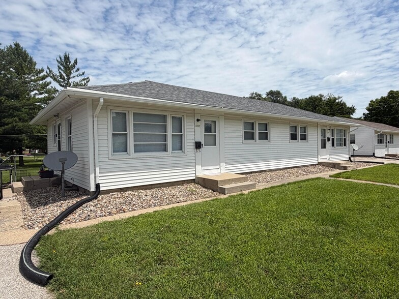 3523-3525 Tripp St, Ames, IA for sale - Building Photo - Image 3 of 10