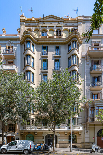 Carrer De Casanova, 260, Barcelona, Barcelona à vendre - Photo principale - Image 1 de 1