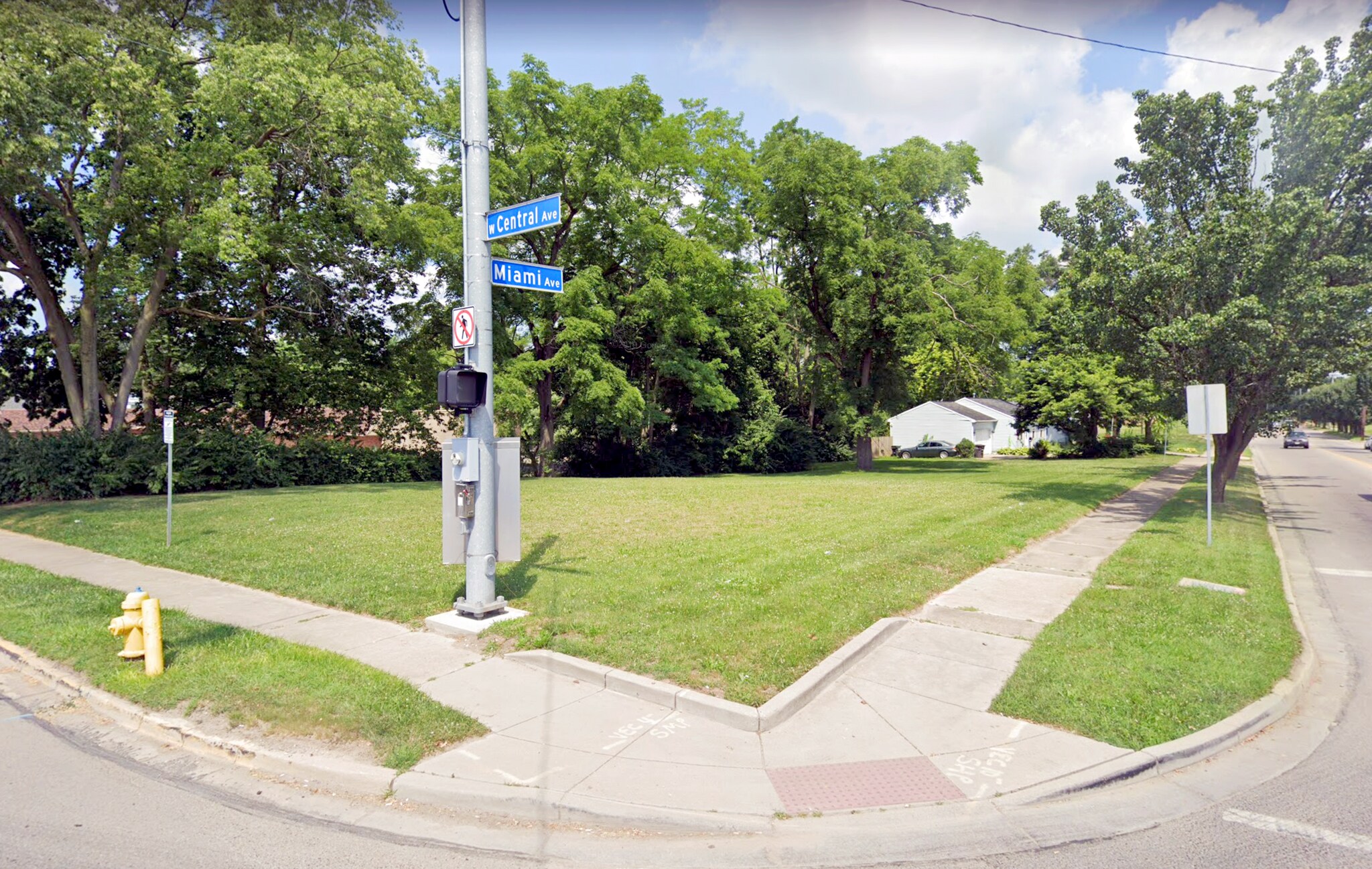 300 W Central Ave, West Carrollton, OH for sale Building Photo- Image 1 of 4
