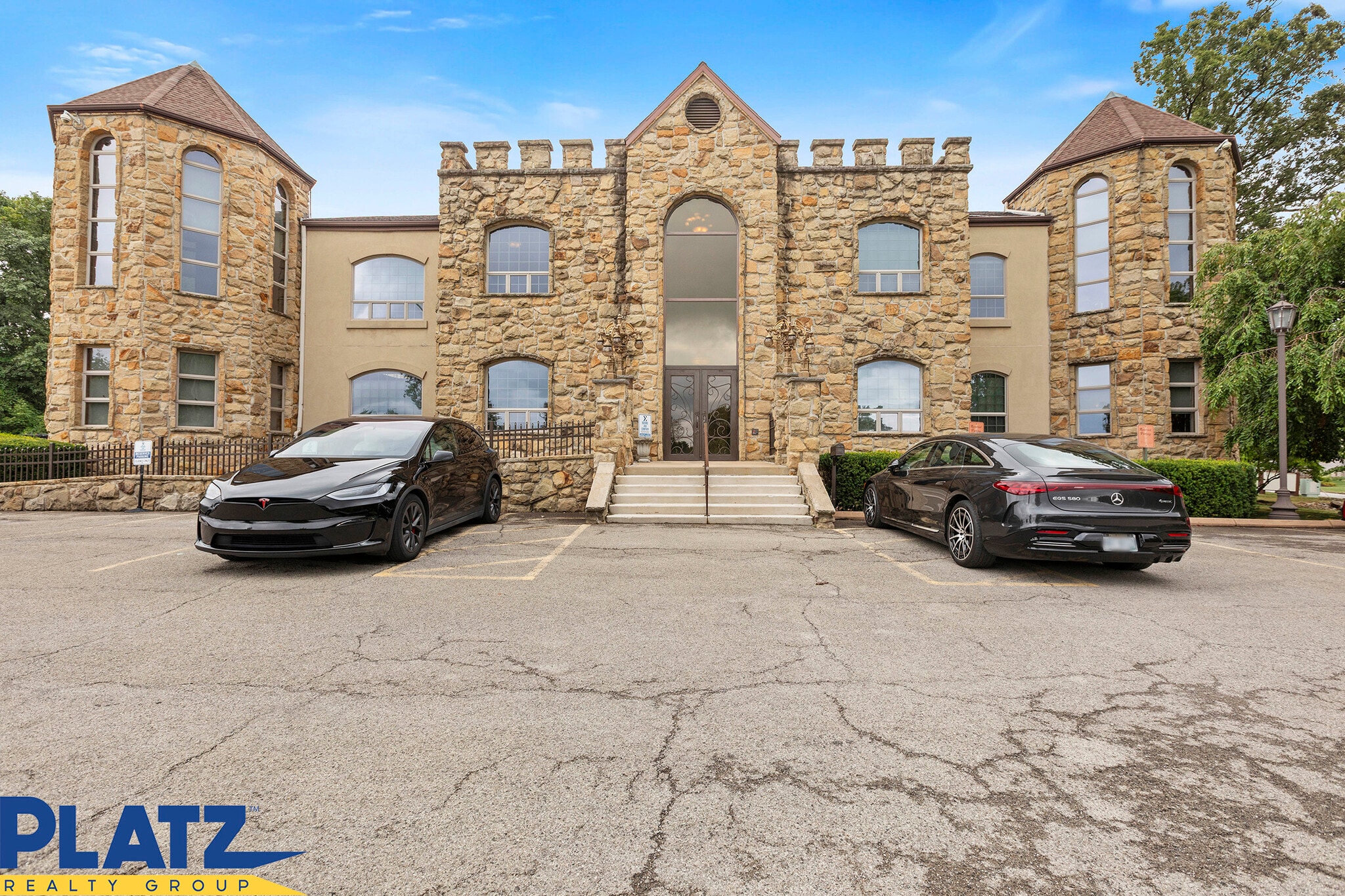 8544 Hickory Hill Dr, Poland, OH for lease Primary Photo- Image 1 of 15