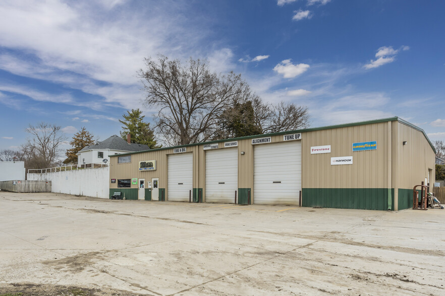 515 John Wayne St S, Winterset, IA for sale - Building Photo - Image 1 of 1