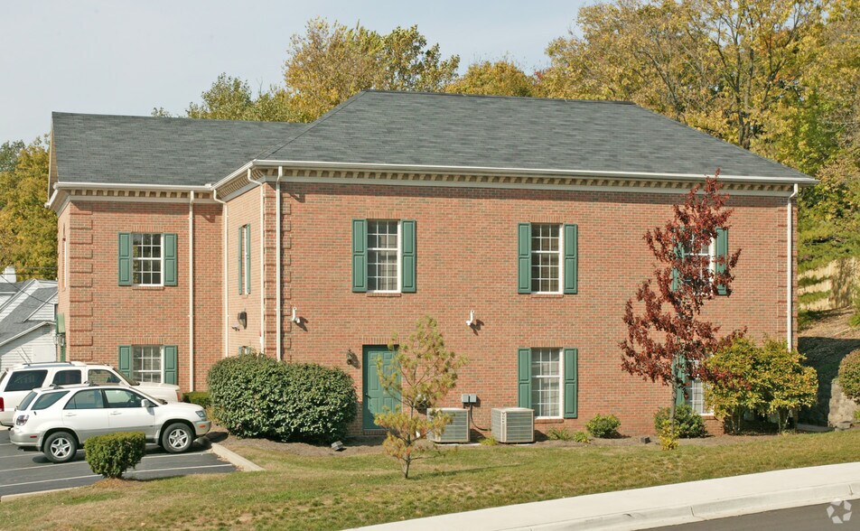 1313 W Dorothy Ln, Kettering, OH à vendre - Photo du bâtiment - Image 2 de 3