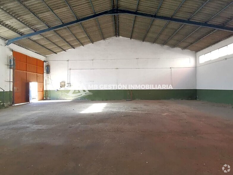 Industrial in Humanes de Madrid, MAD for sale - Primary Photo - Image 1 of 12