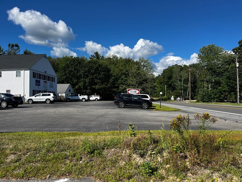 1222 Portland Road/ US Route 1, Arundel, ME à vendre - Photo principale - Image 1 de 1