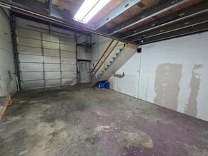 13909 Meridian Ave E, Puyallup, WA for lease Interior Photo- Image 1 of 7