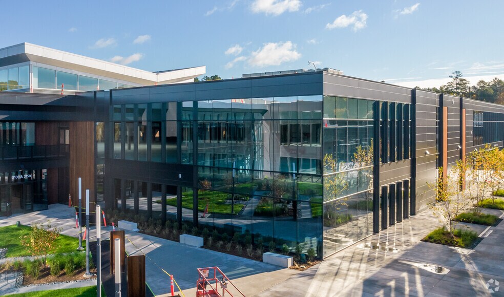 4001 E Hwy 54, Durham, NC à louer - Photo du bâtiment - Image 2 de 39