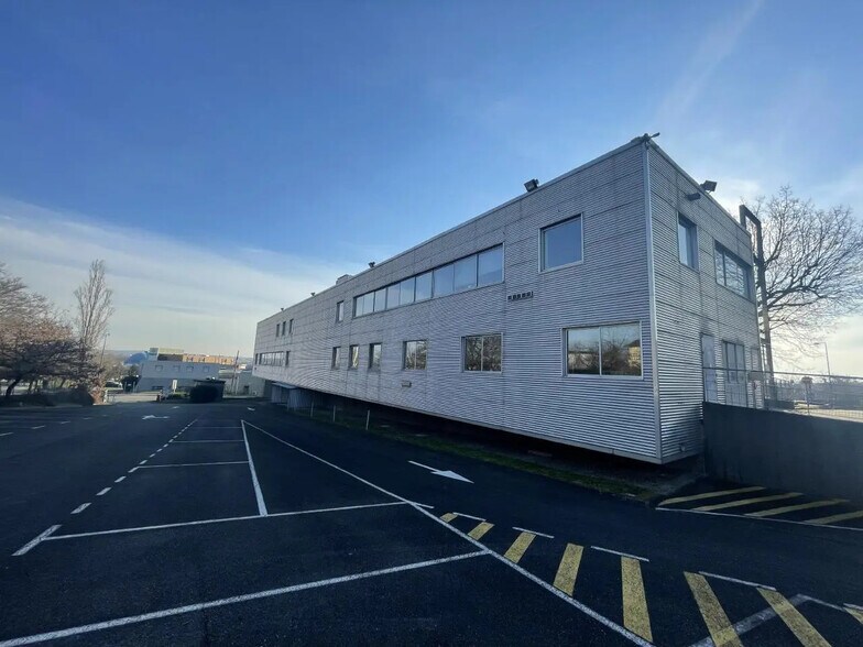 4 Impasse René Couzinet, Toulouse à louer - Photo du bâtiment - Image 1 de 41